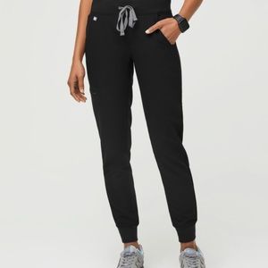 Black Figs scrub joggers
